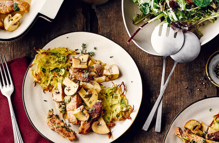 Schnitzeltopf mit Pilzen