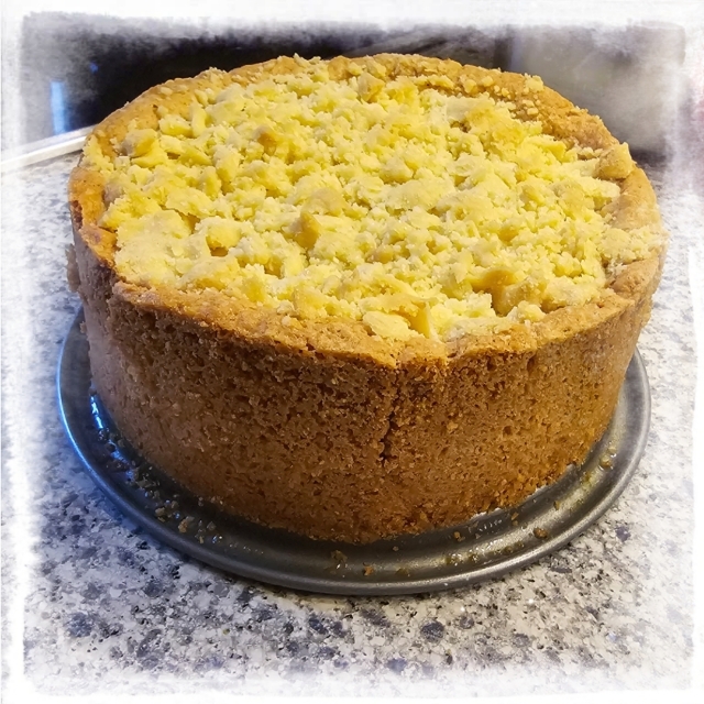 Saftiger Apfelkuchen mit Streusel