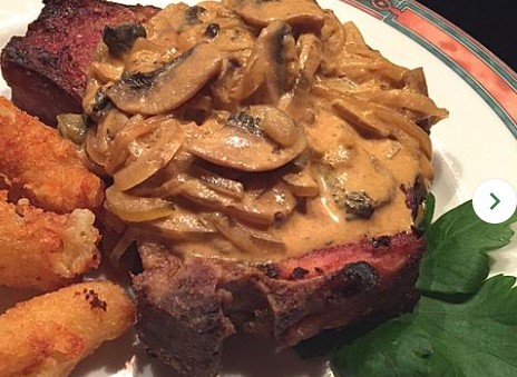 Dieters Kasseler Kotelett à la Stroganow