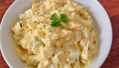 Opas Knoblauch Eiersalat