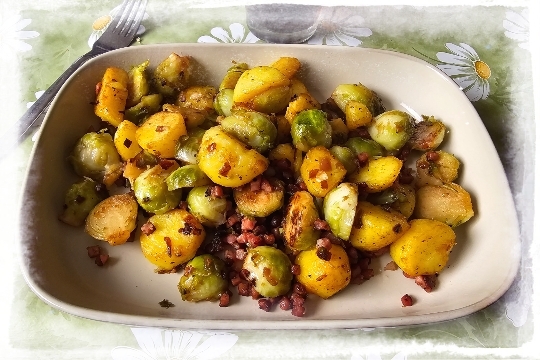 Rosenkohl-Kartoffel-Pfanne