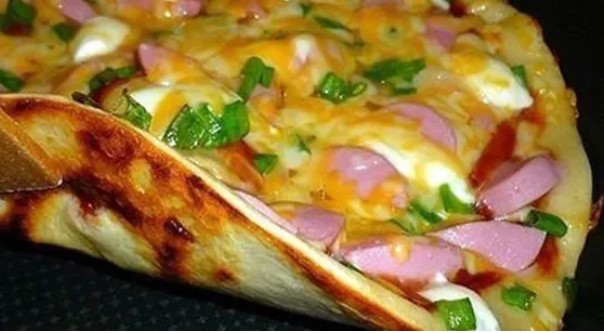 Schnelle Pizza aus der Pfanne in 15 Minuten